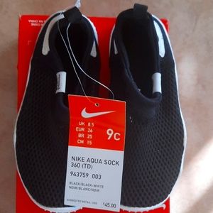 Nike Aqua Sock size 9c and 5c